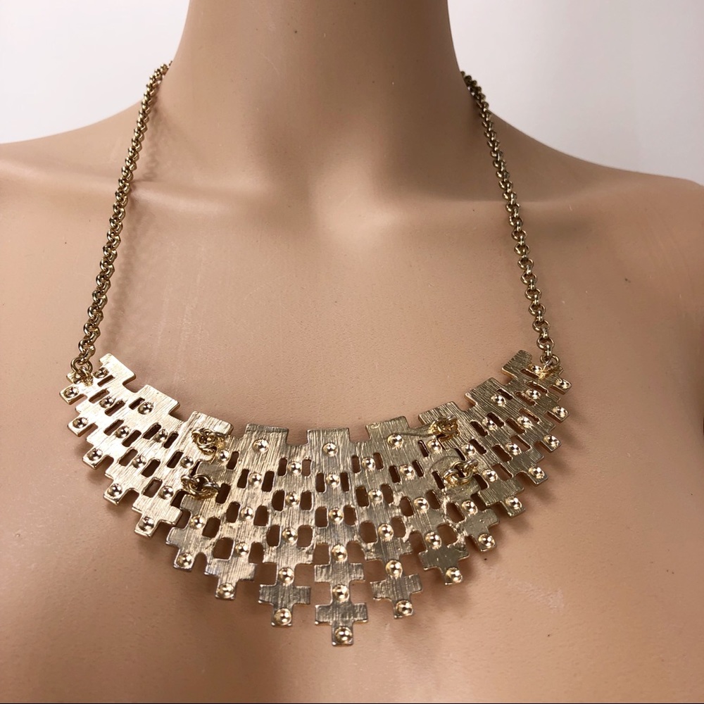 Basic Necklace - image 5